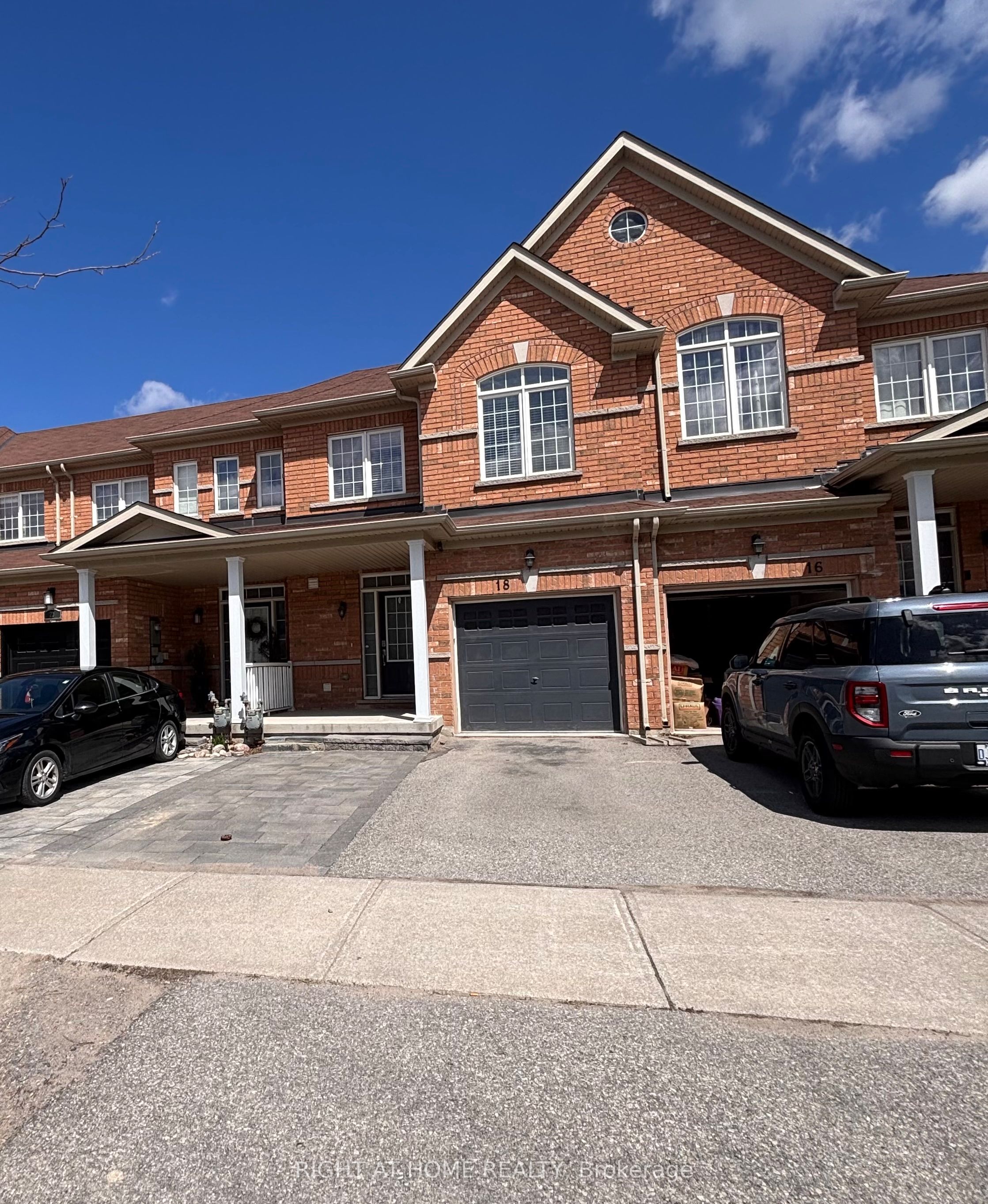 Additional image 2 of 18 Luisa Street, Bradford West Gwillimbury, ON, L3Z 0P2