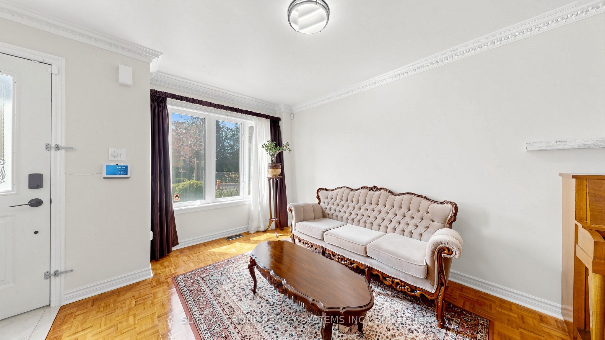 Additional image 4 of 2138 Eglinton Avenue W, Toronto, ON, M6E 2K8