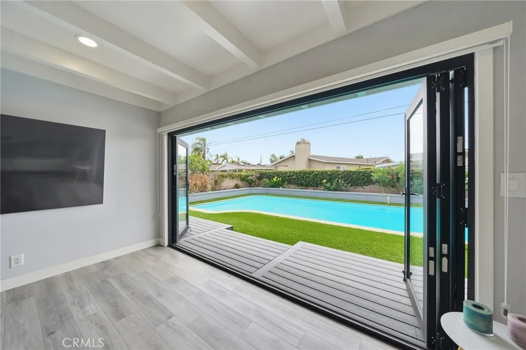 Additional image 6 of 2858 W Keys Ln, Anaheim, CA 92804