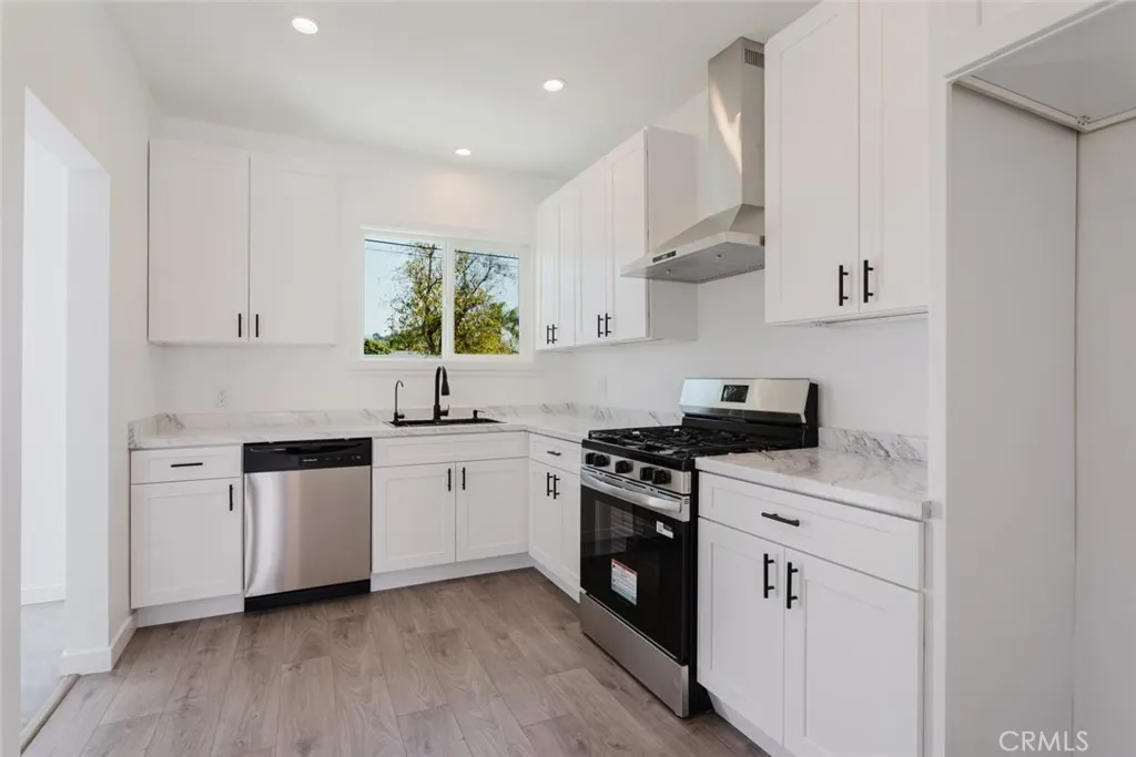 Additional image 54 of 10408 El Dorado Avenue, Pacoima, CA 91331