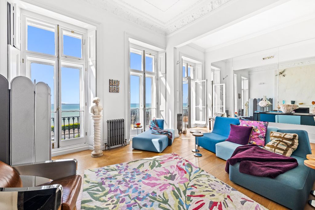 Additional image 2 of 3 bed flat for saleChichester Terrace, Brighton, East Sussex BN2