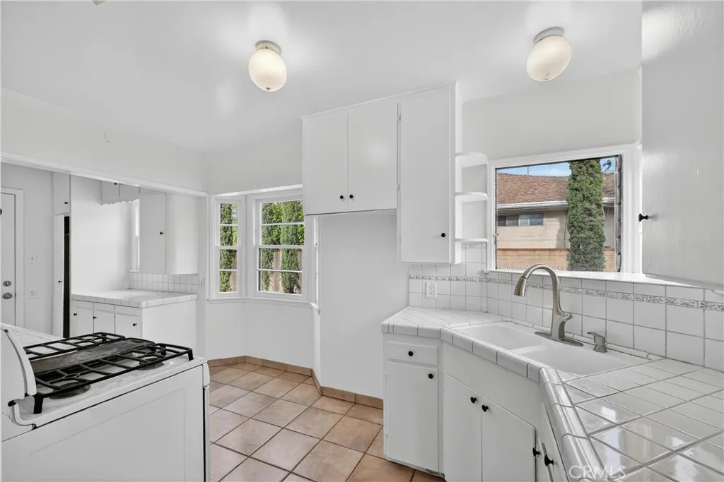 Additional image 16 of 815 E Collins Ave, Orange, CA 92867