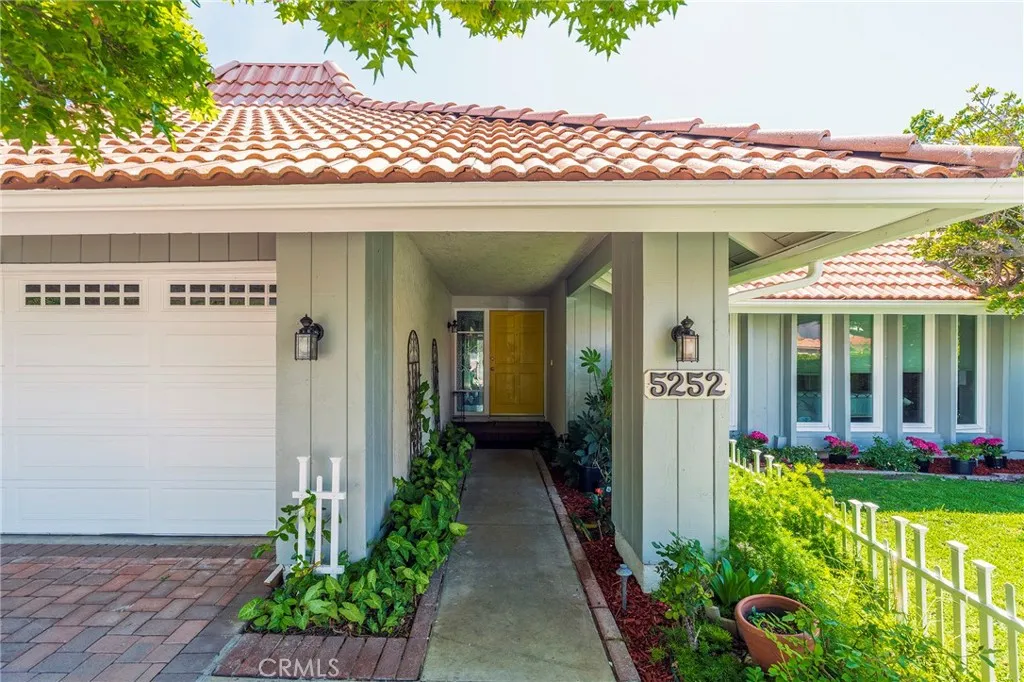 5252 Burgundy Cir, Irvine, CA 92604 photo 3