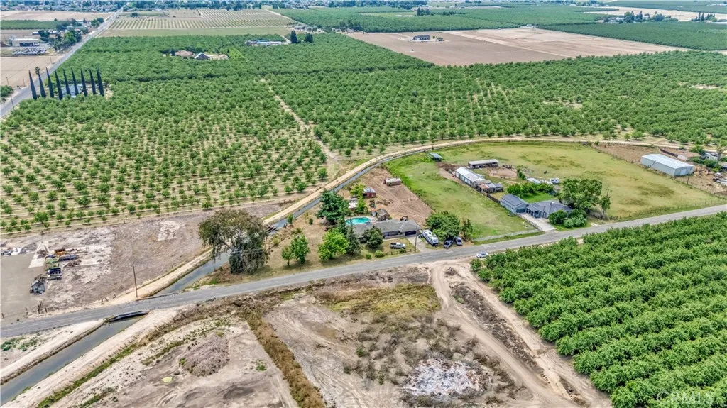 7119 Mercedes Ave, Winton, CA 95388