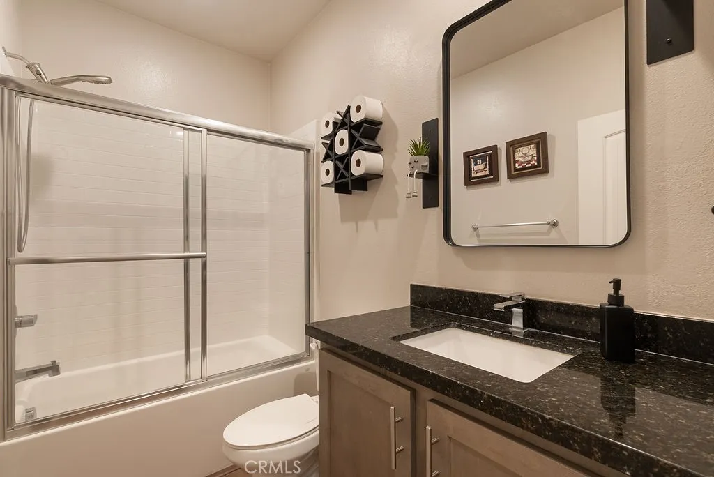Additional image 84 of 829 S Pine Ave, Rialto, CA 92376