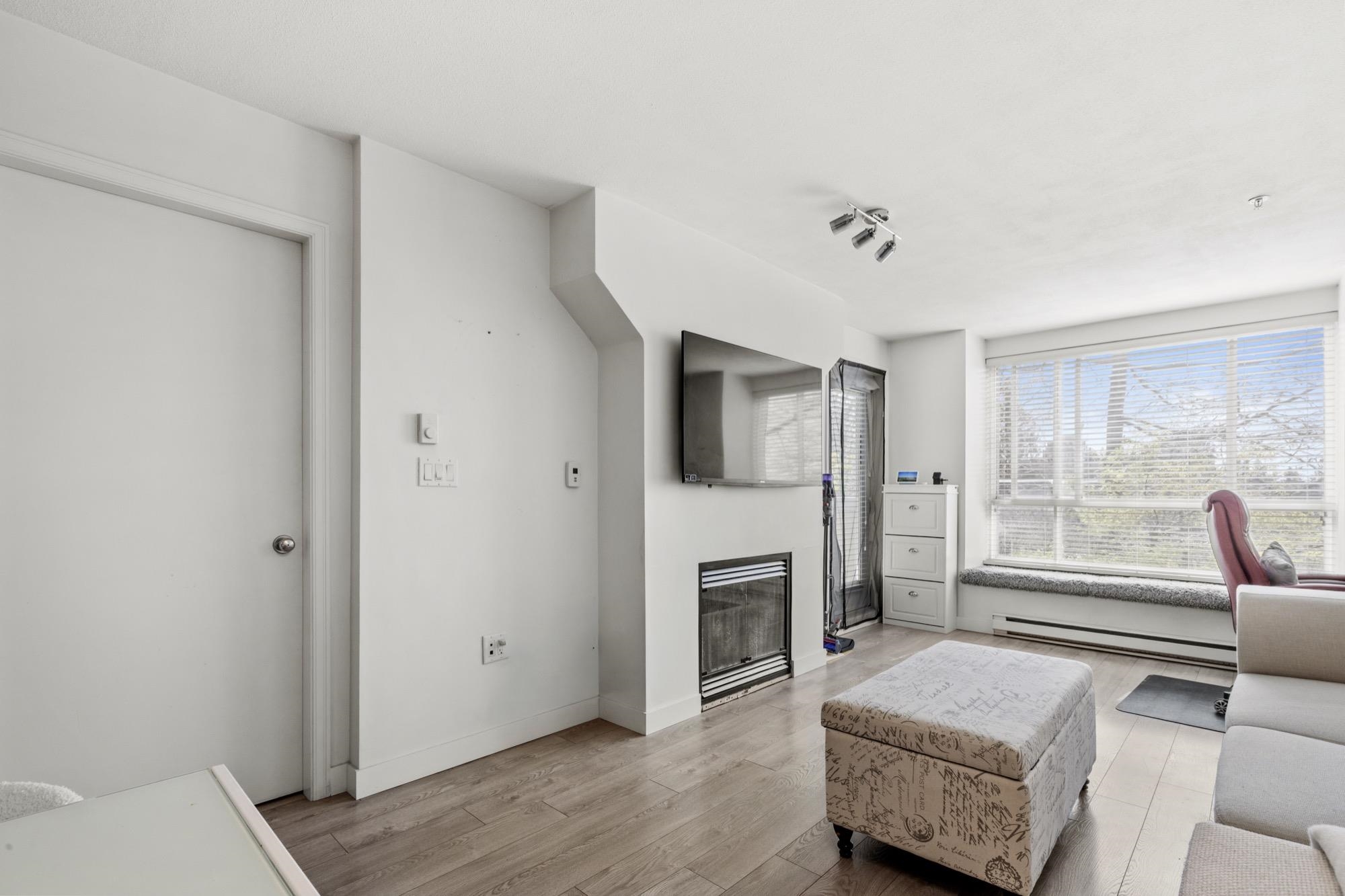 Additional image 4 of 322-6833 Village Green , Burnaby, BC, V5E 4M1