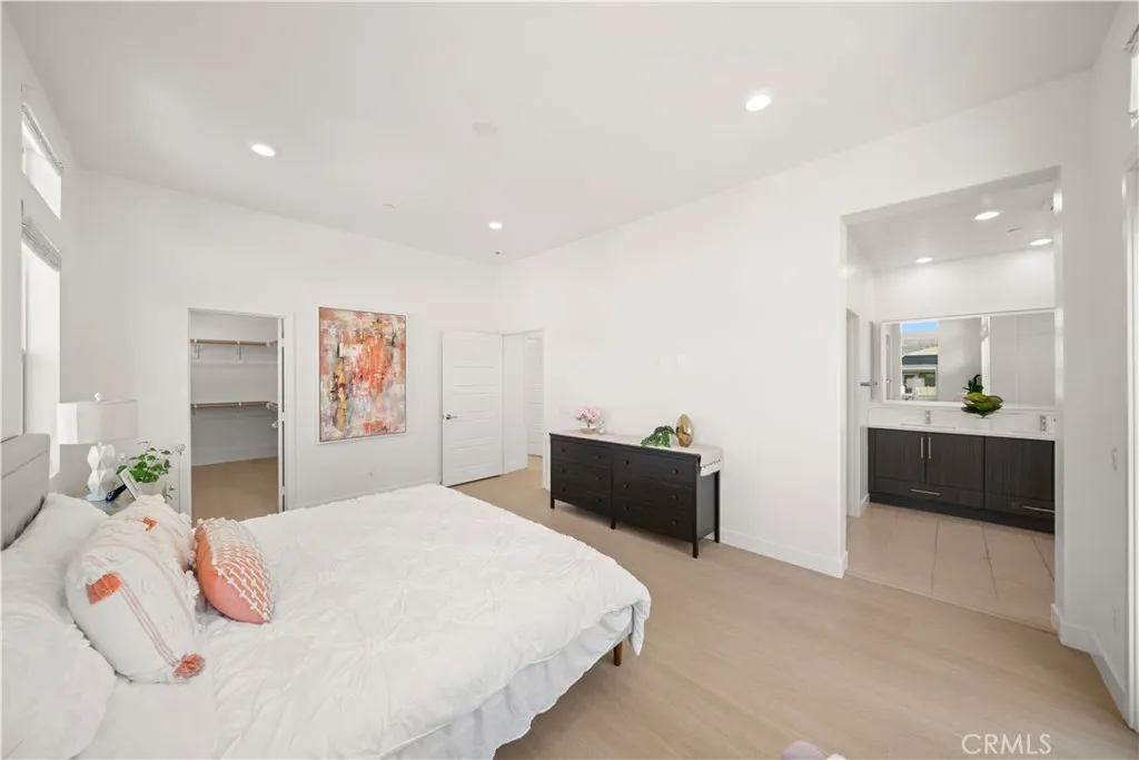 Additional image 35 of 131 Newall, Irvine, CA 92618