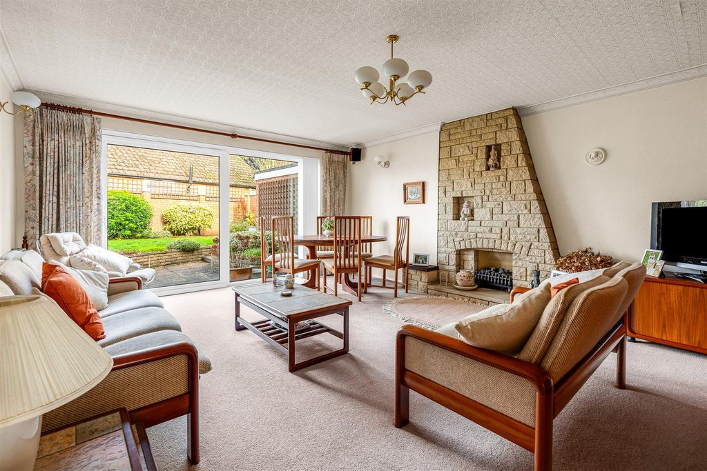 Additional image 2 of 2 bed bungalow for saleWentworth Road, Hertford SG13