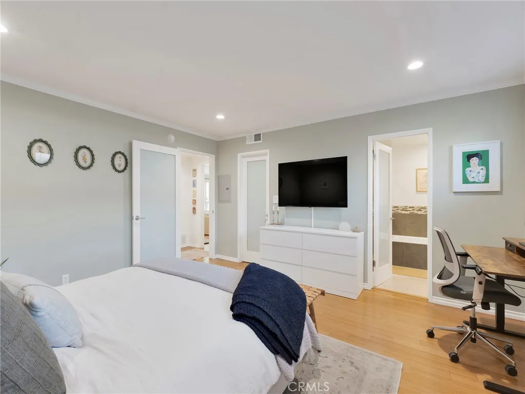 Additional image 13 of 12803 Bloomfield St Unit 2, Studio City, CA 91604