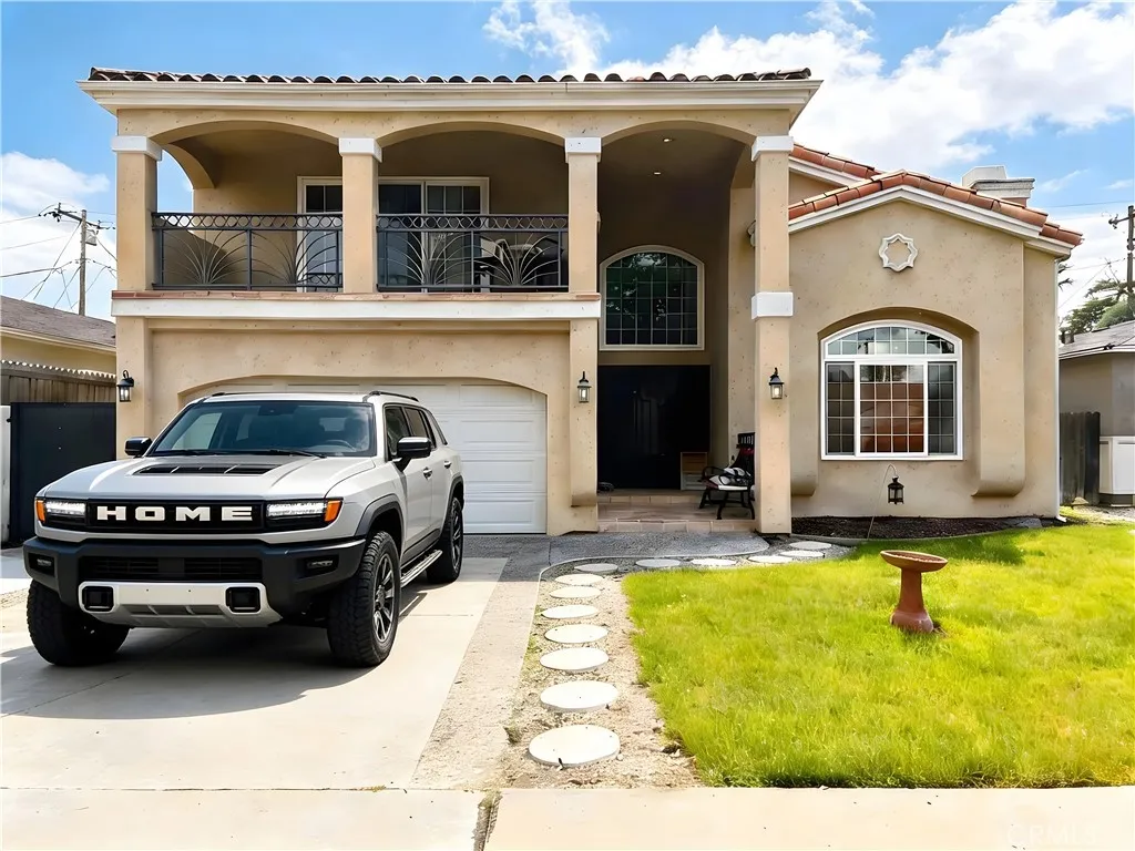 3823 San Anseline Ave, Long Beach, CA 90808