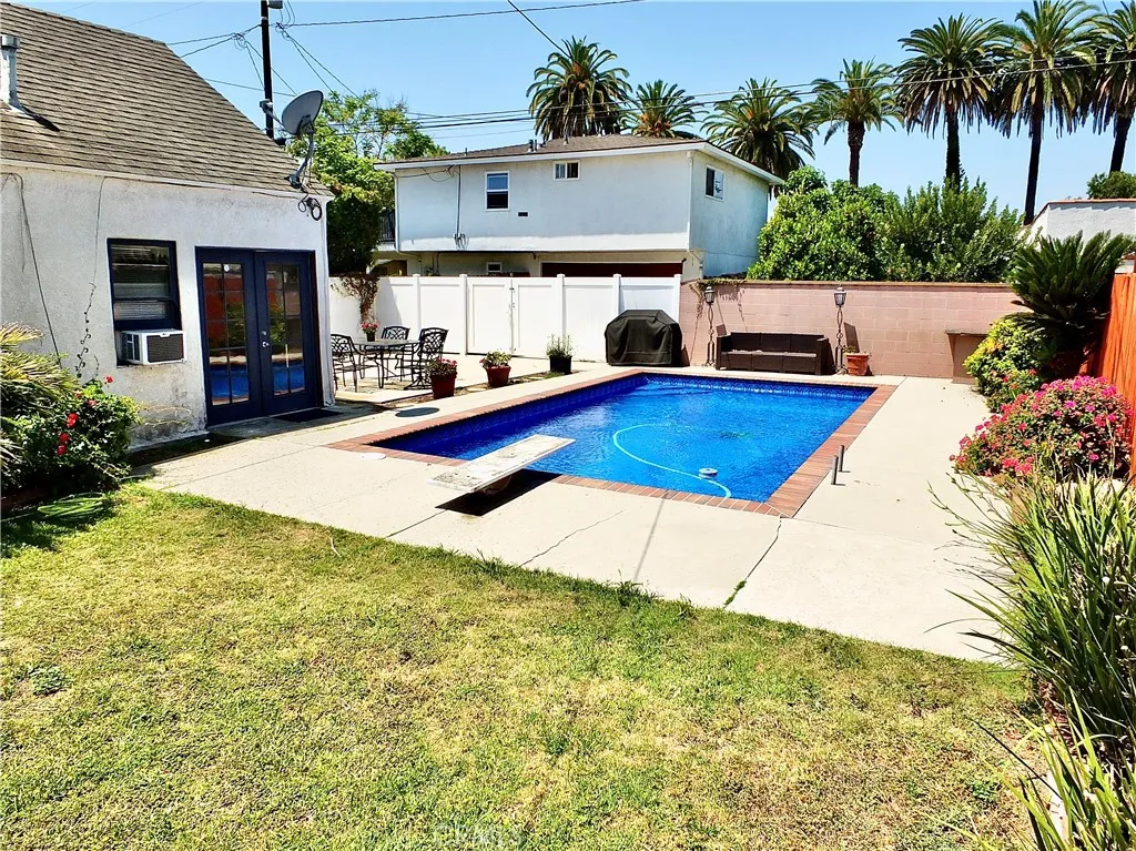 Additional image 80 of 3757 Cerritos Avenue, Long Beach, CA 90807