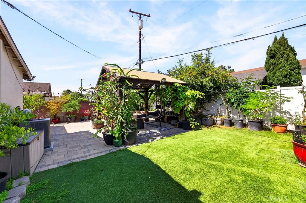 Additional image 16 of 21017 Violeta Avenue, Lakewood, CA 90715