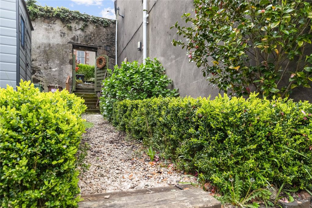 Additional image 28 of 2 bed flat for sale4B, Irvine Place, Stirling, Stirlingshire FK8