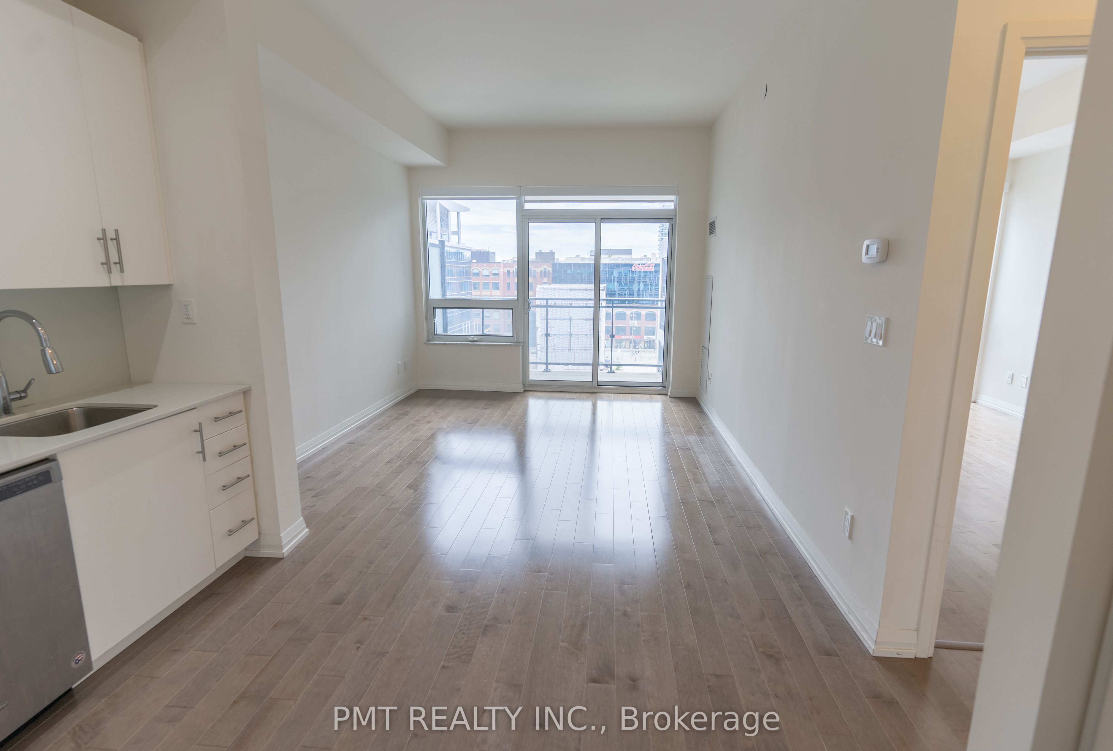 Additional image 4 of 912-460 Adelaide Street E, Toronto, ON, M5A 0E7
