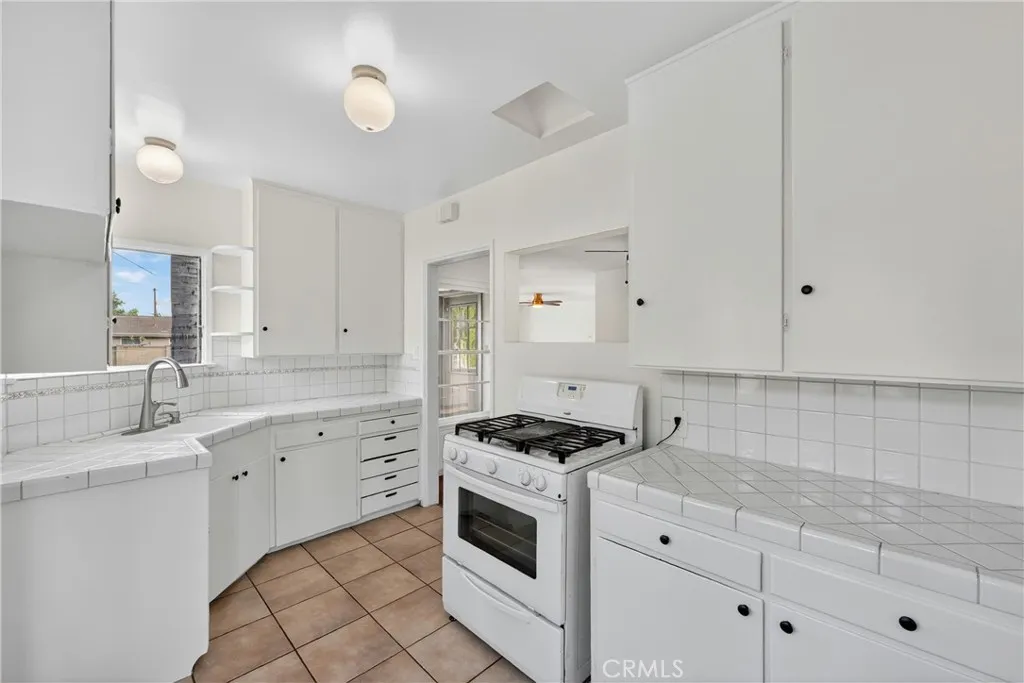 Additional image 65 of 815 E Collins Ave, Orange, CA 92867