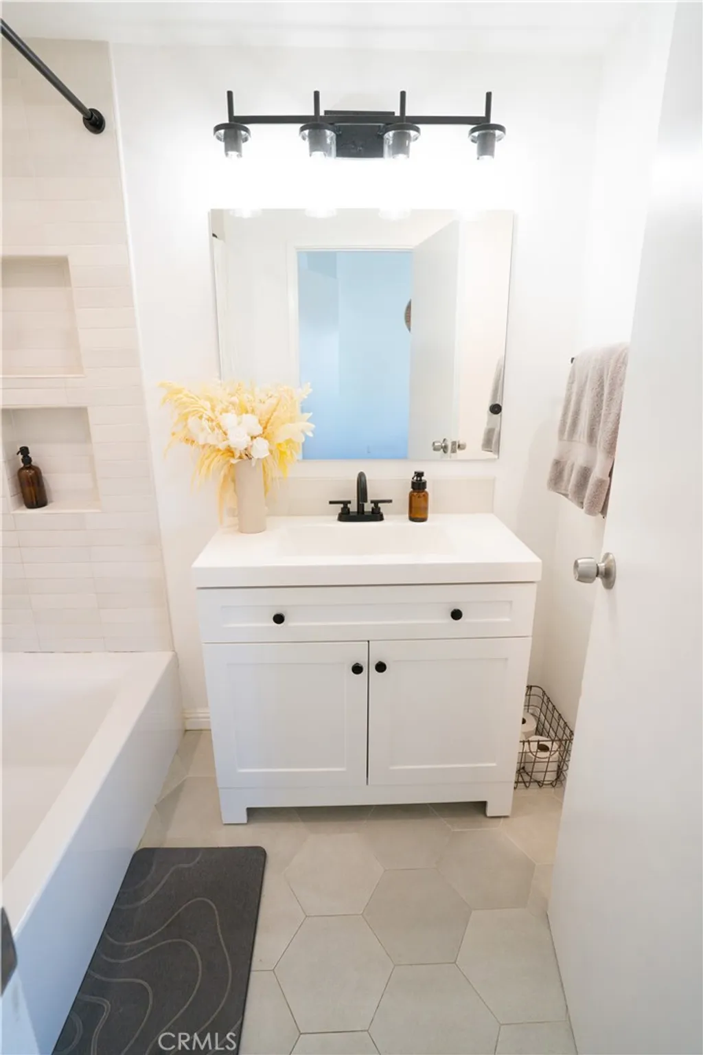 Additional image 12 of 3834 W Avenue 43 Unit 2, Los Angeles, CA 90041