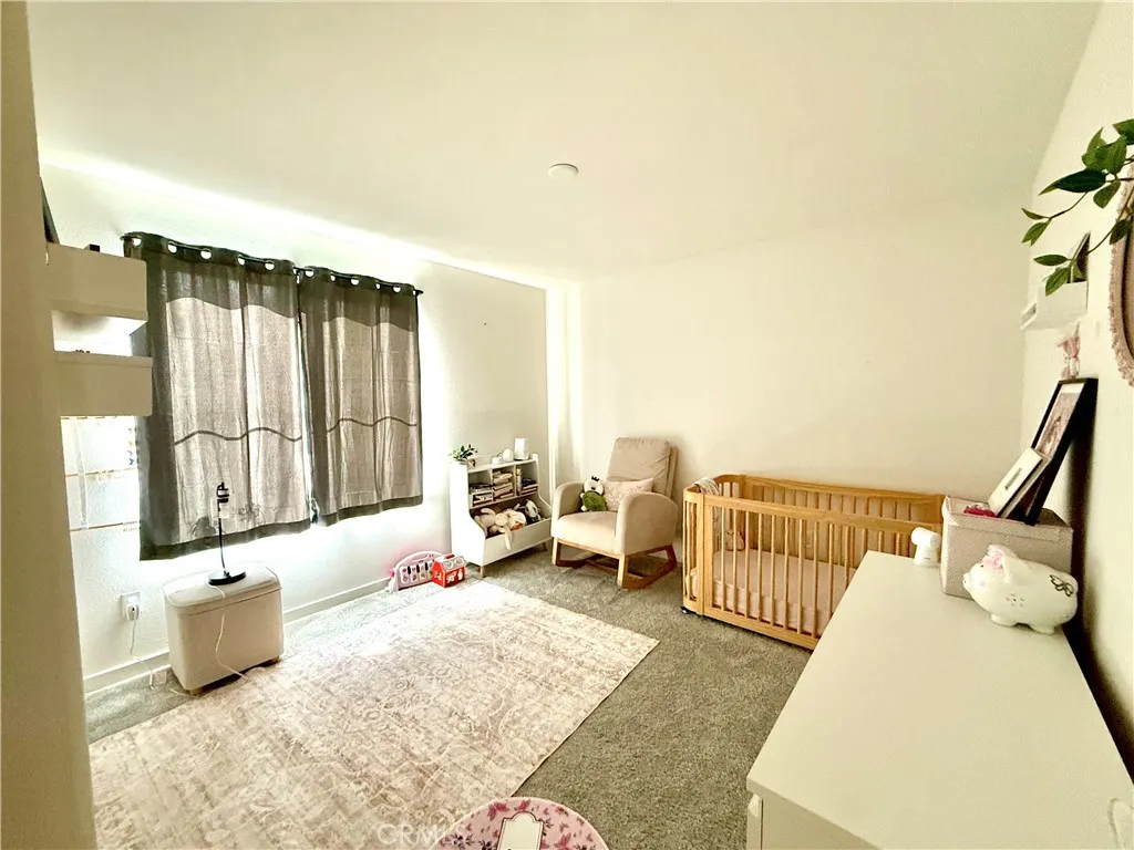 Additional image 8 of 979 W Clover Ave, Rialto, CA 92376