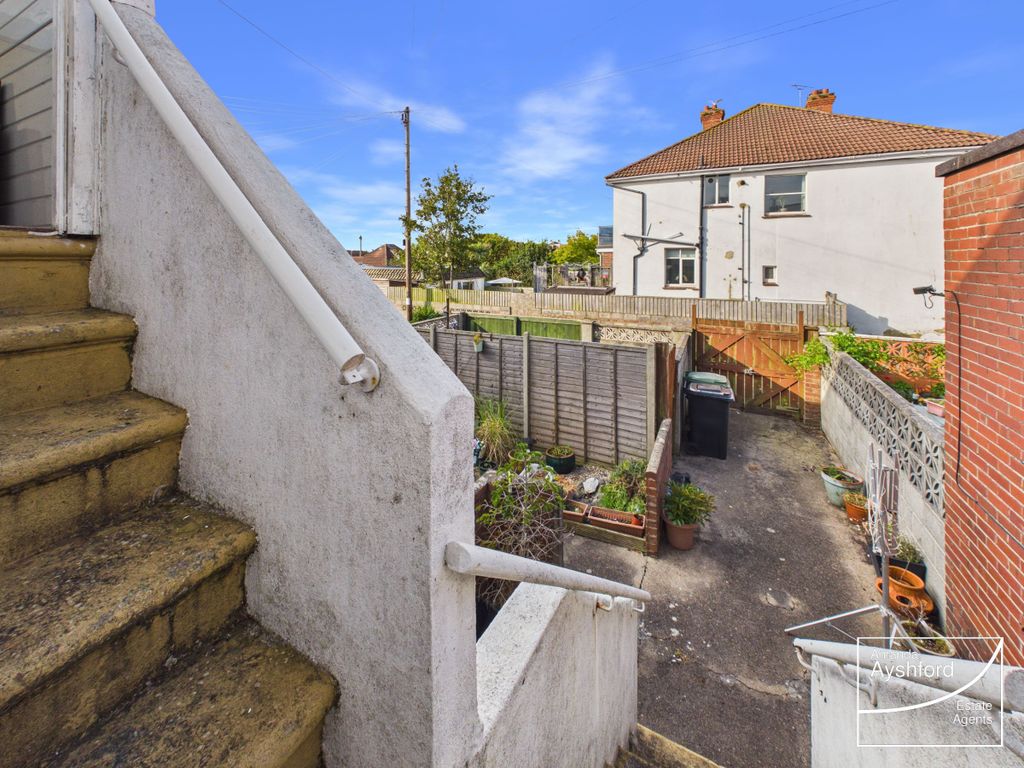 Additional image 8 of 2 bed flat for saleSeaway Road, Preston, Paignton TQ3