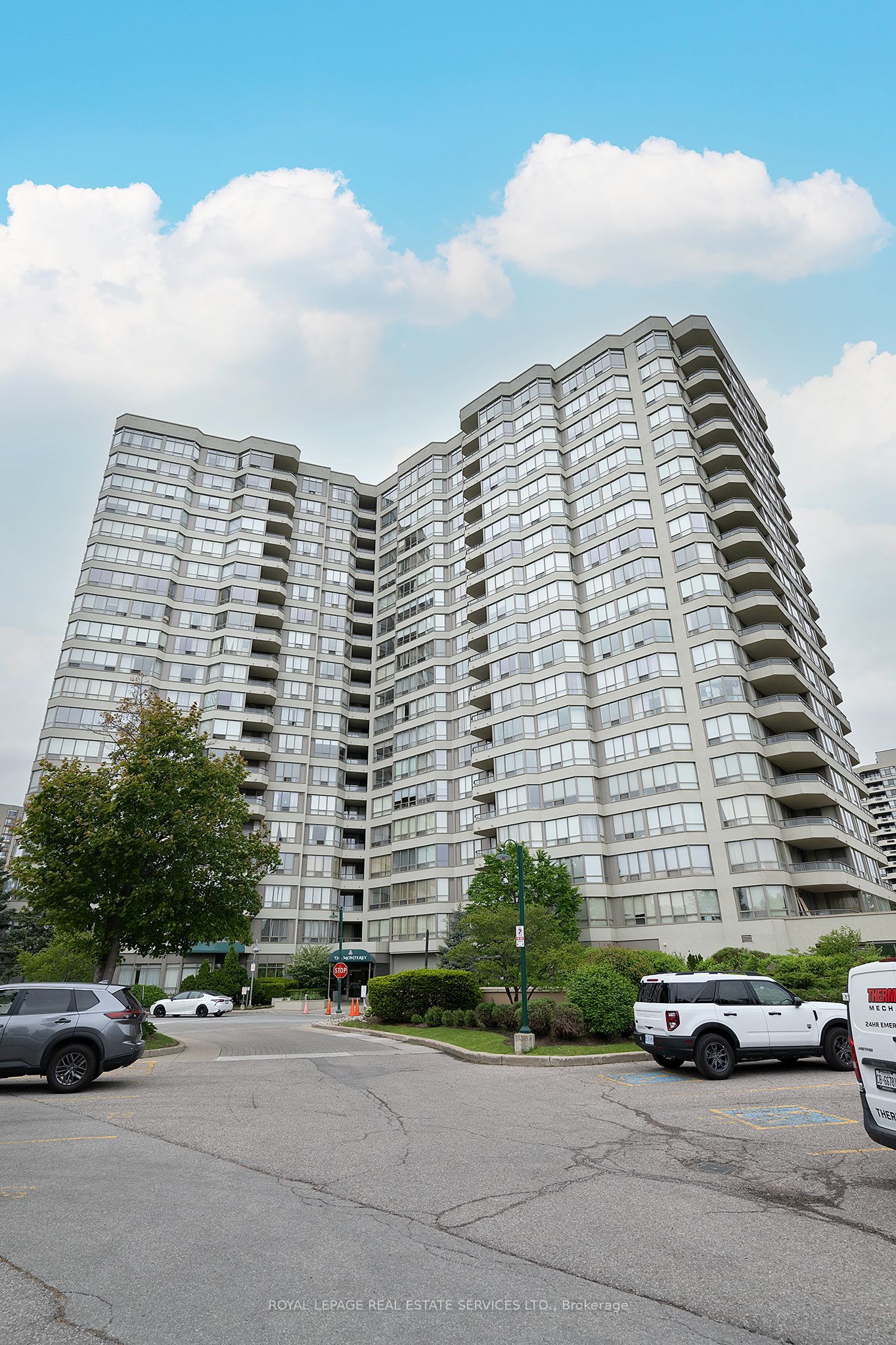 702-175 Bamburgh Circle, Toronto, ON, M1W 3X8