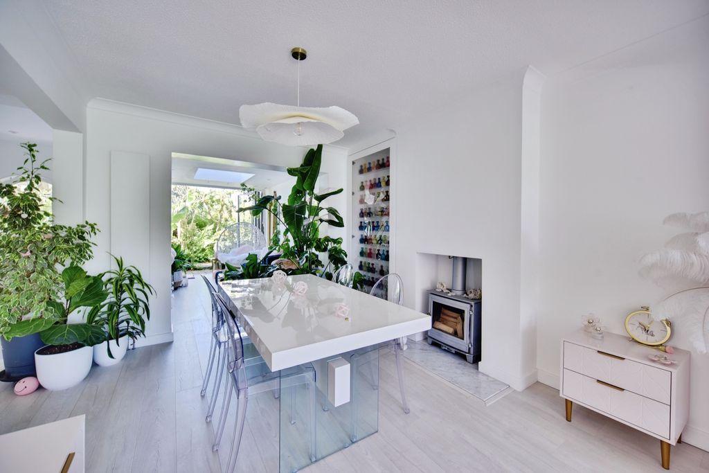 Additional image 7 of 3 bed semi-detached house for saleWards Hill Road, Minster-On-Sea, Sheerness ME12