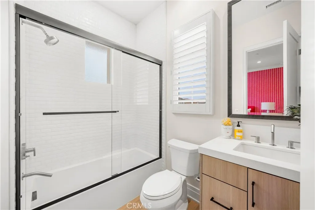 Additional image 88 of 137 Prestigo, Irvine, CA 92602