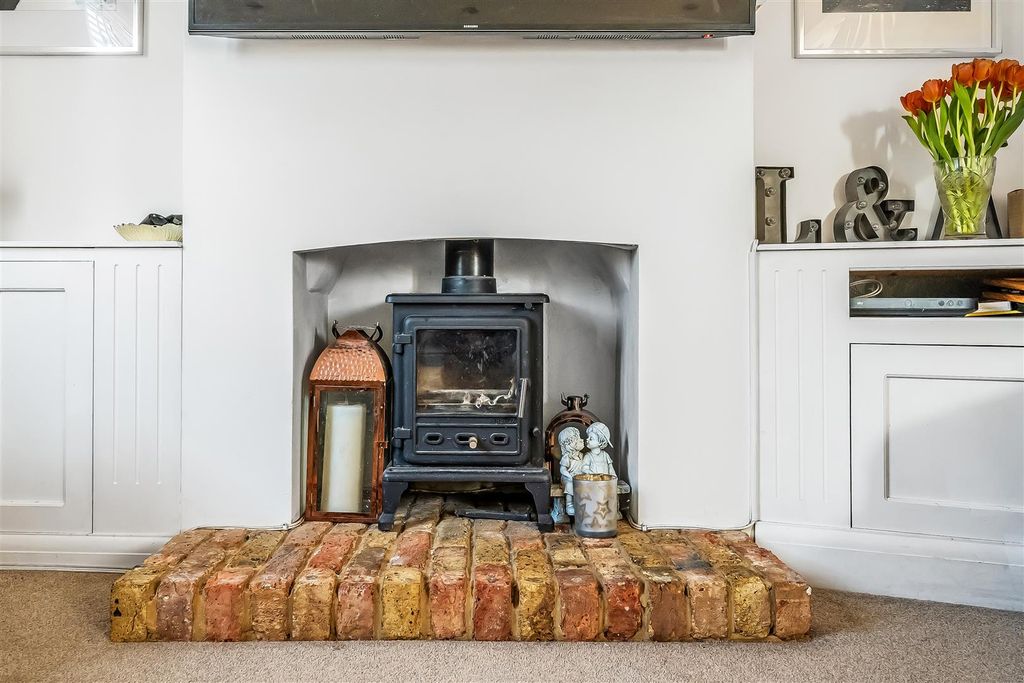 Additional image 9 of 2 bed semi-detached house for saleKingston Road, Leatherhead KT22