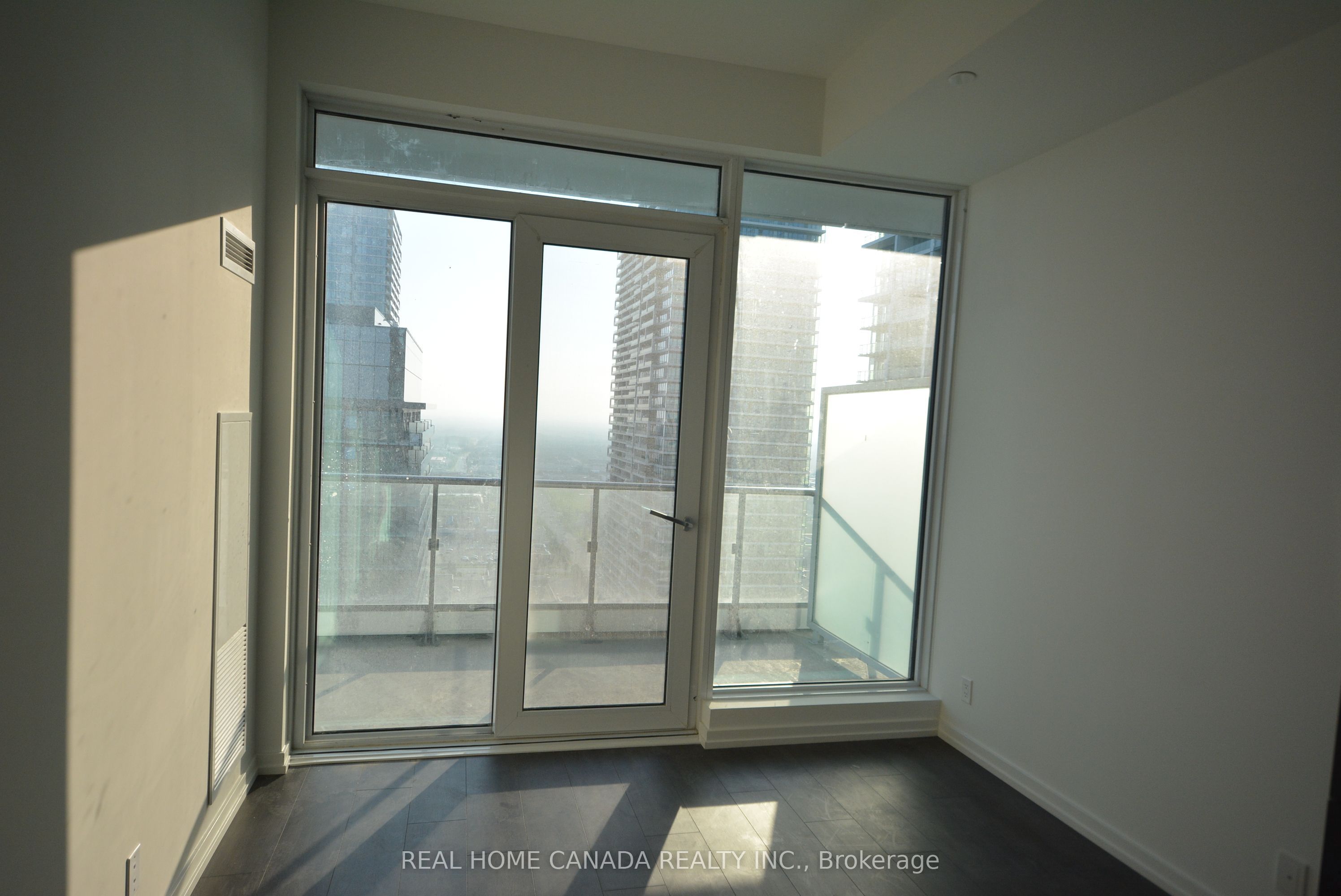 Additional image 4 of 4003-7890 Jane Street, Vaughan, ON, L4K 0K9