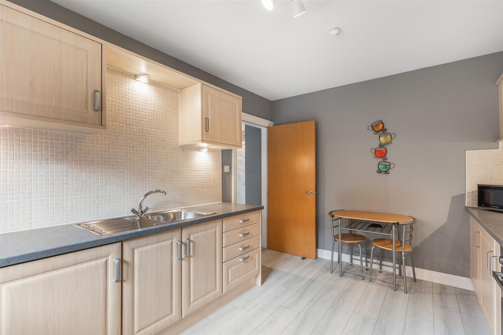 Additional image 7 of 2 bed flat for saleJames Watt Way, Greenock PA15