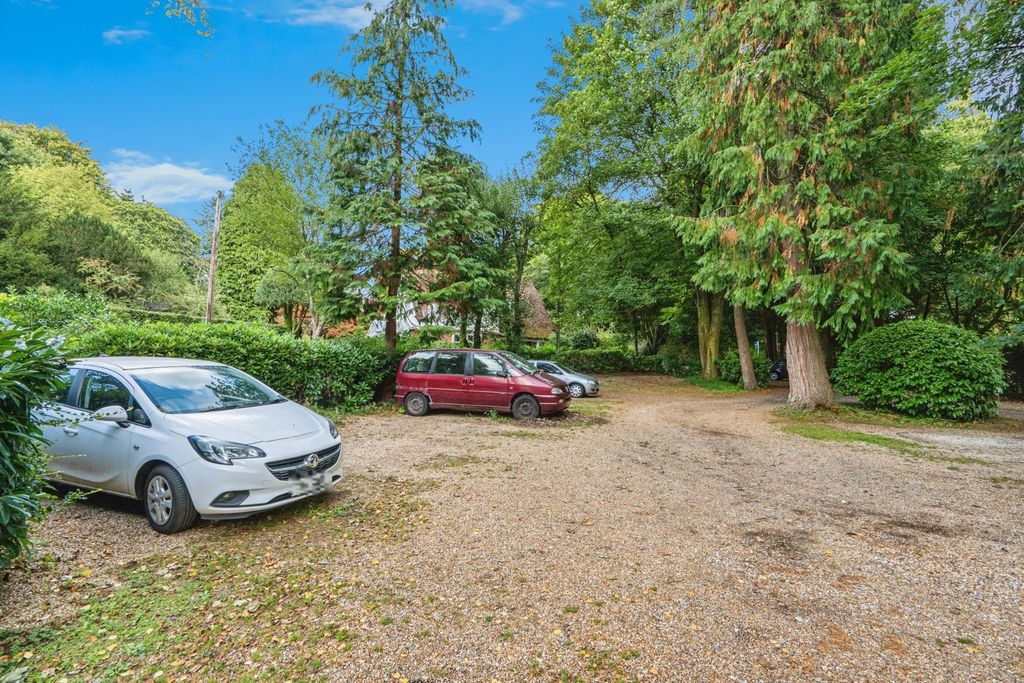 Additional image 7 of 1 bed flat for saleTower Road, Hindhead, Surrey GU26