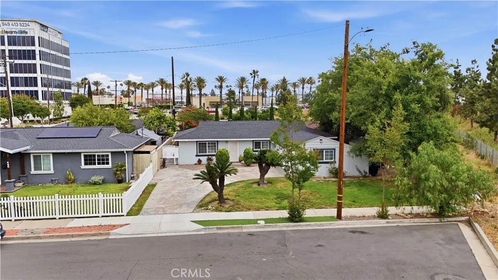 Additional image 58 of 456 N Linden Pl, Anaheim, CA 92801