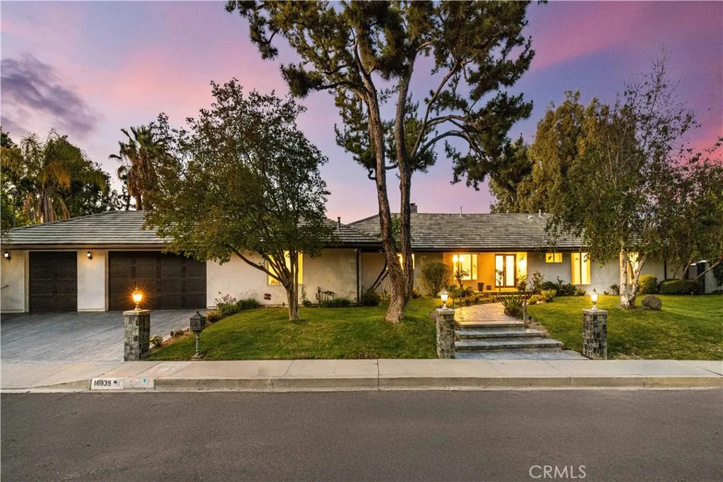 Additional image 37 of 16935 Esquira Pl, Encino, CA 91436