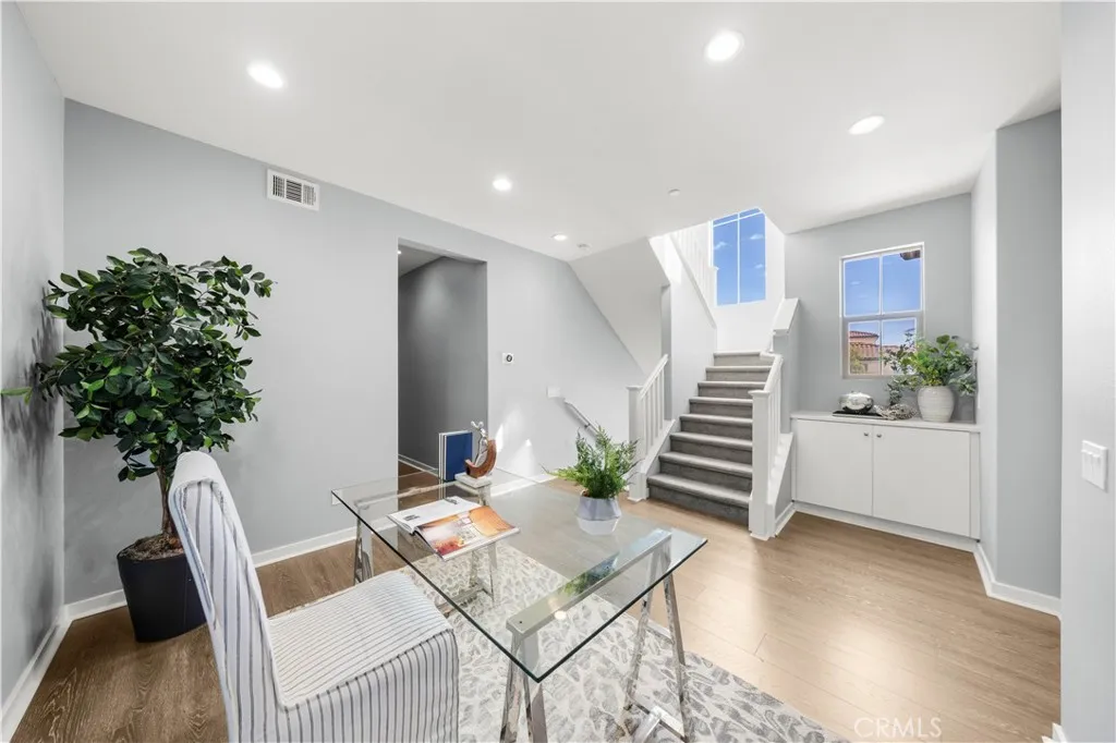 Additional image 20 of 65 Finch, Lake Forest, CA 92630