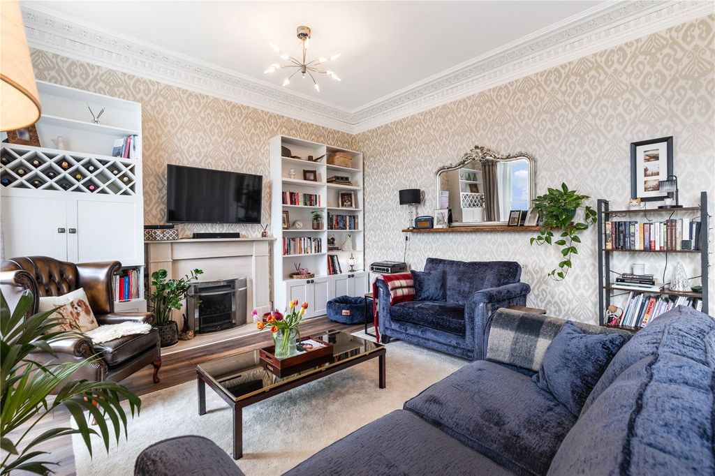 Additional image 5 of 2 bed flat for sale4B, Irvine Place, Stirling, Stirlingshire FK8