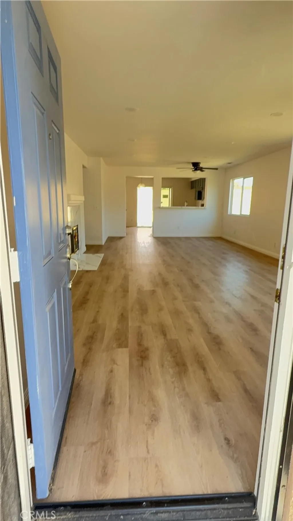 555 Koufax Dr, Lancaster, CA 93535 photo 2