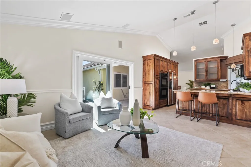 Additional image 17 of 270 S Raspberry Ln, Anaheim Hills, CA 92808