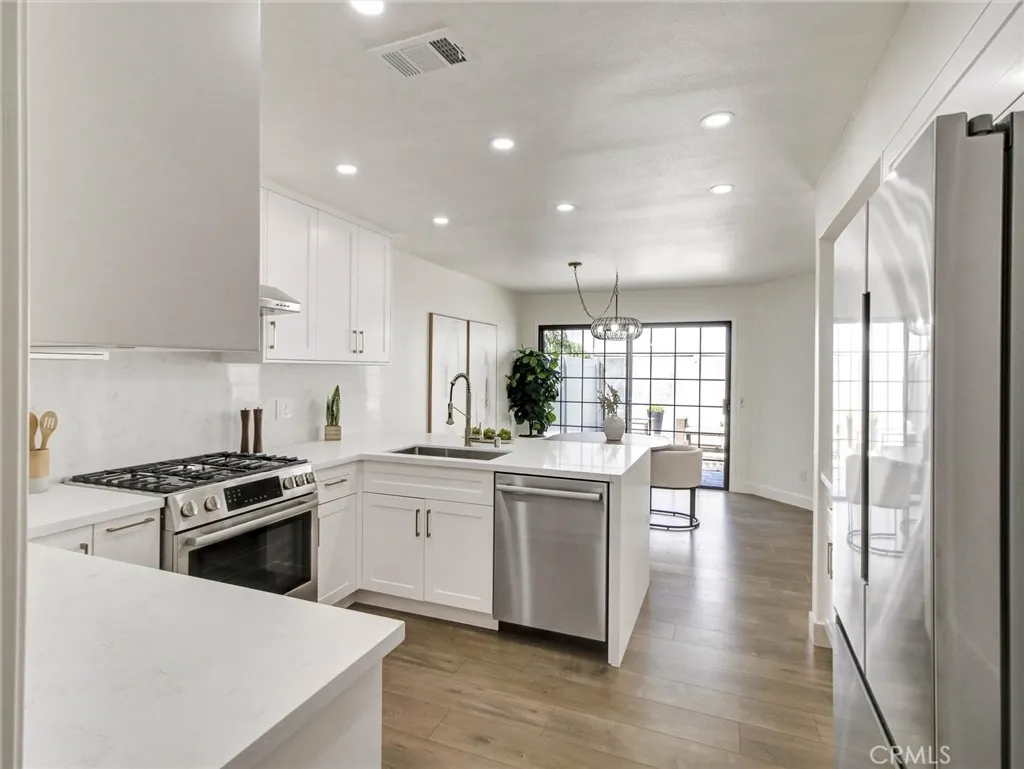 Additional image 16 of 1520 Creekside Court Unit B, Pasadena, CA 91107