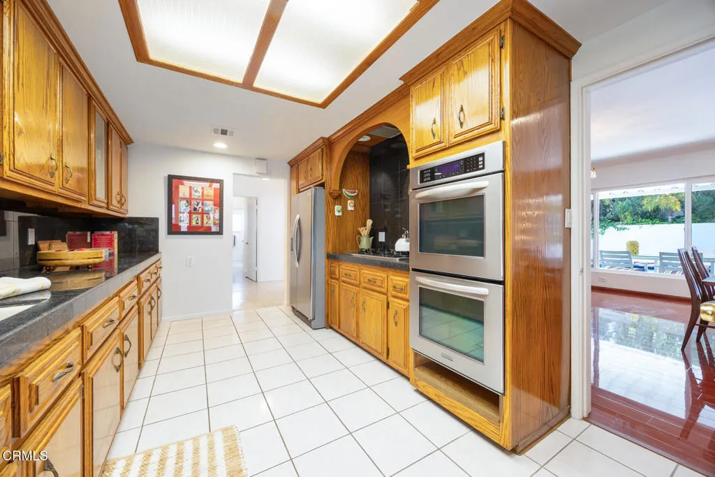 Additional image 13 of 4906 Vicwood Avenue, La Crescenta, CA 91214