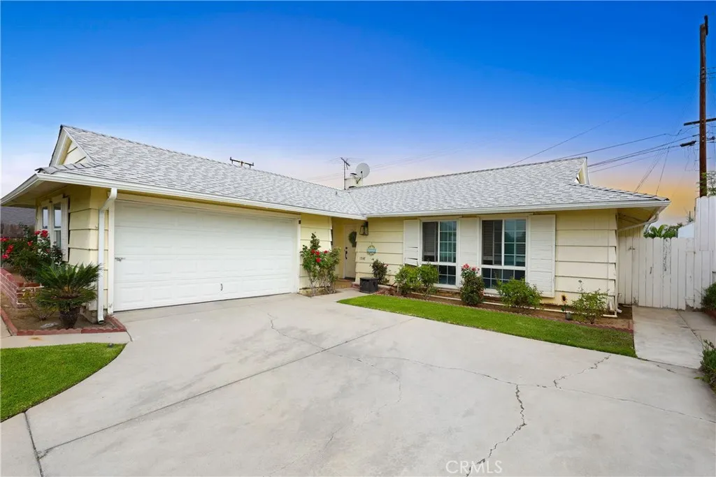 15147 Caravaca Rd, La Mirada, CA 90638 photo 3