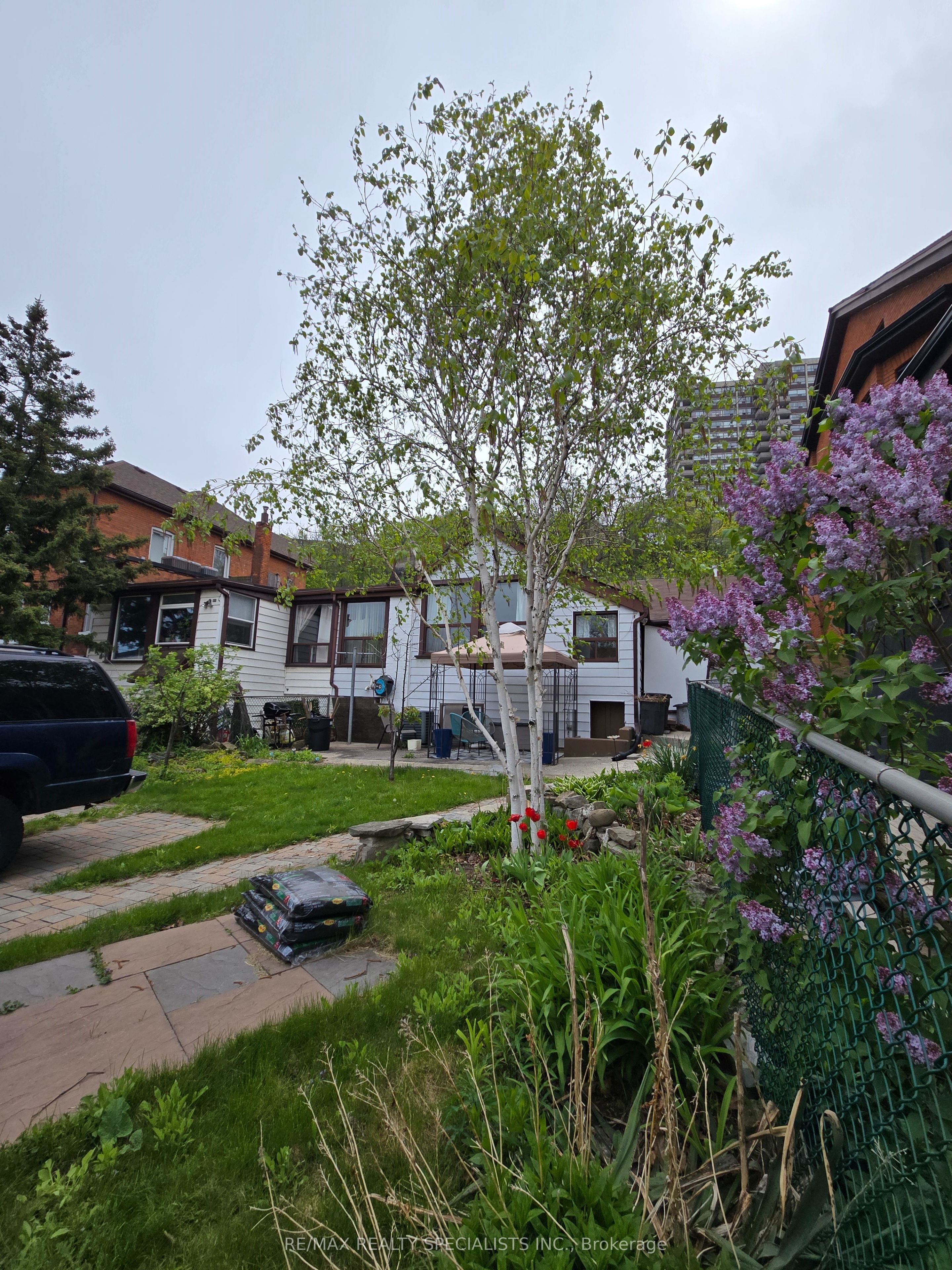 Additional image 2 of 17 Foster Avenue, Hamilton, ON, L8N 1Z7