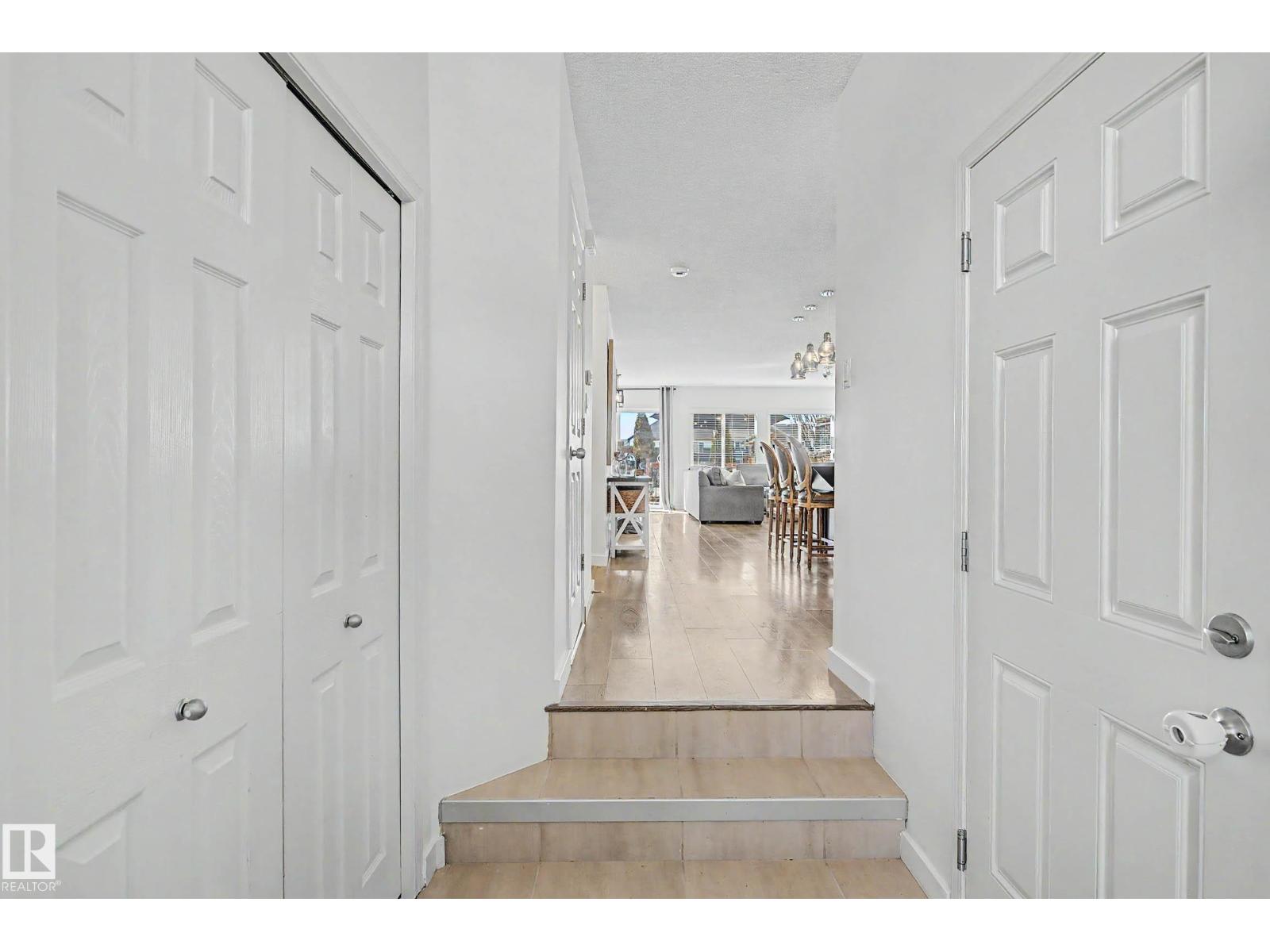 Additional image 6 of 2083 Chalmers Way SW, Edmonton, AB, T6W2E9