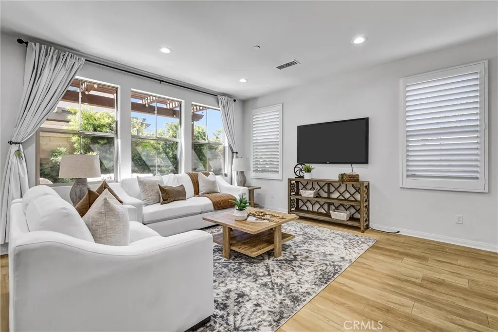 131 Okra, Irvine, CA 92618 photo 5