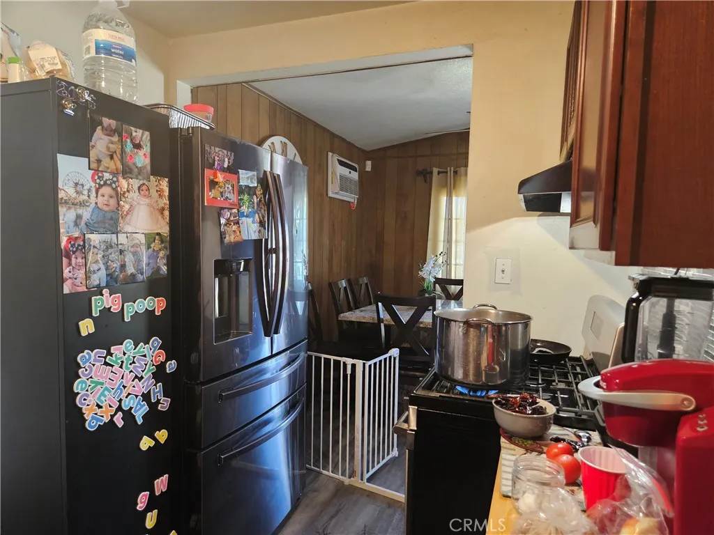Additional image 20 of 537 E 3rd St, Rialto, CA 92376