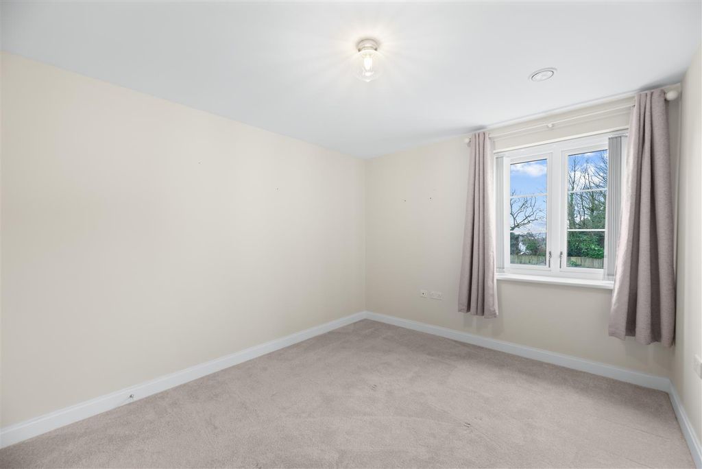 Additional image 18 of 2 bed flat for saleGower Road, Sketty, Swansea SA2