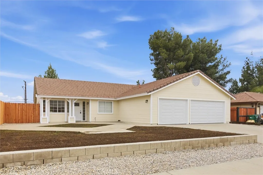 Additional image 3 of 3634 White Oak Dr, Banning, CA 92220