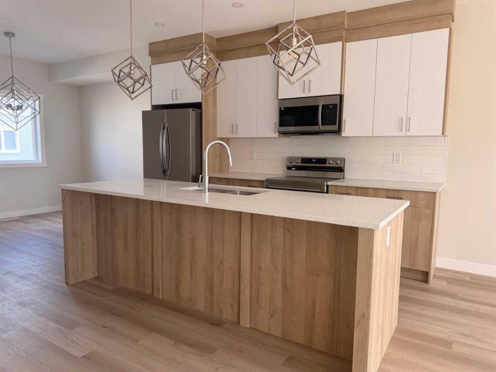 Additional image 5 of 325 Red Sky Terrace NE, Calgary, AB, T3N 2M3