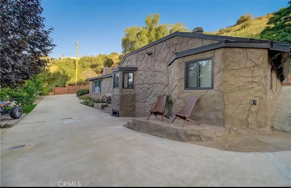 Additional image 3 of 9578 Sunland Blvd, Shadow Hills, CA 91040