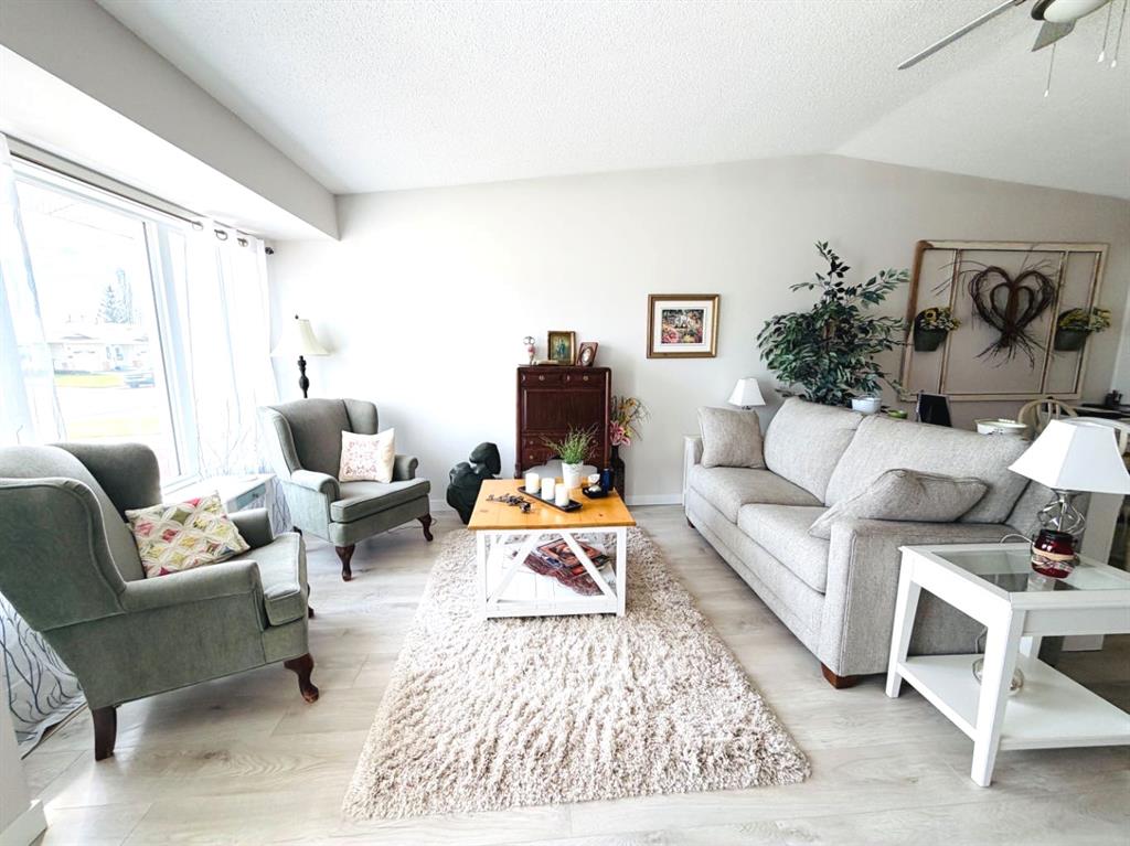 Additional image 2 of 4741 49a Avenue, Lacombe, AB, T4N 1N4