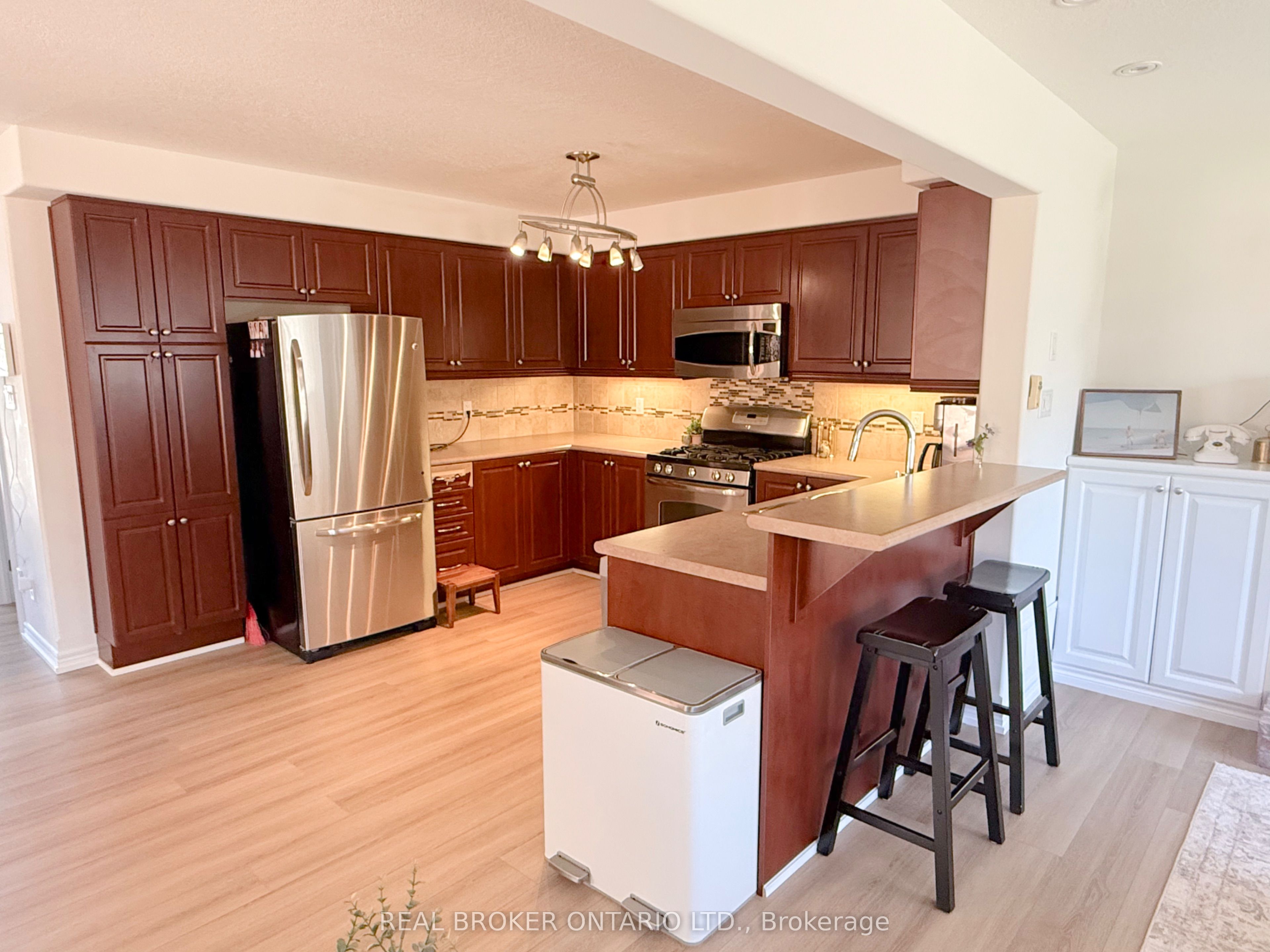 Additional image 5 of 320 Holden Street, Collingwood, ON, L9Y 0E1
