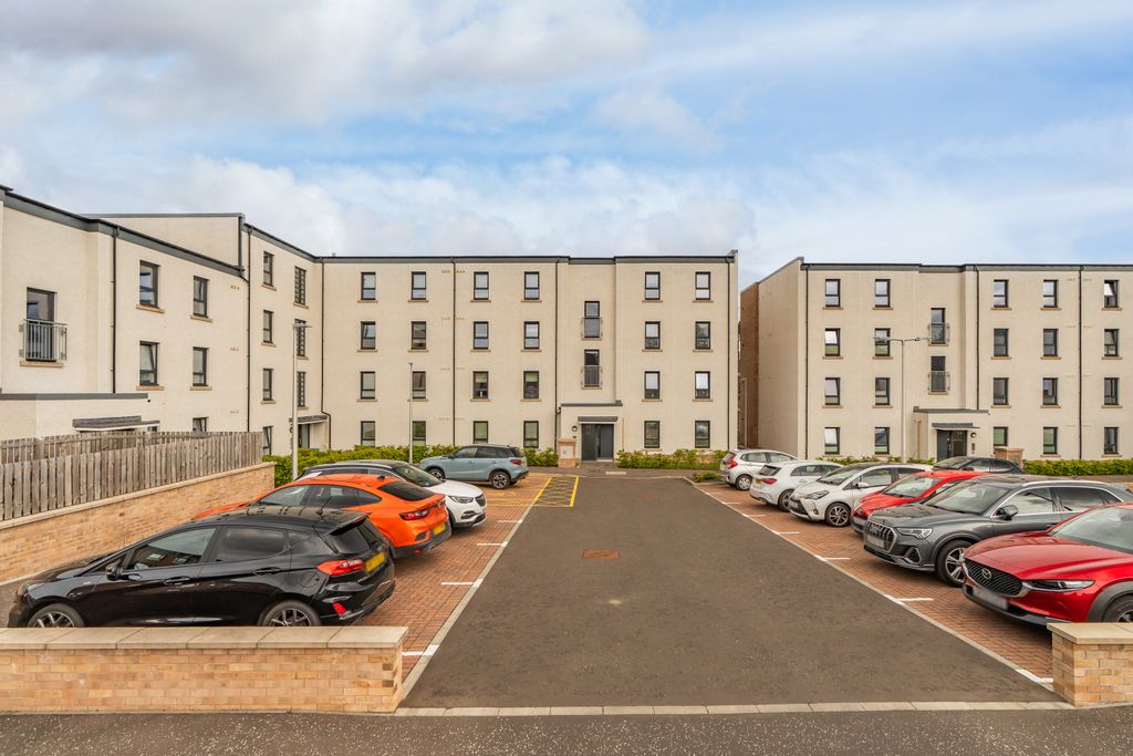 Additional image 26 of 2 bed flat for sale50 Canal View, Winchburgh EH52