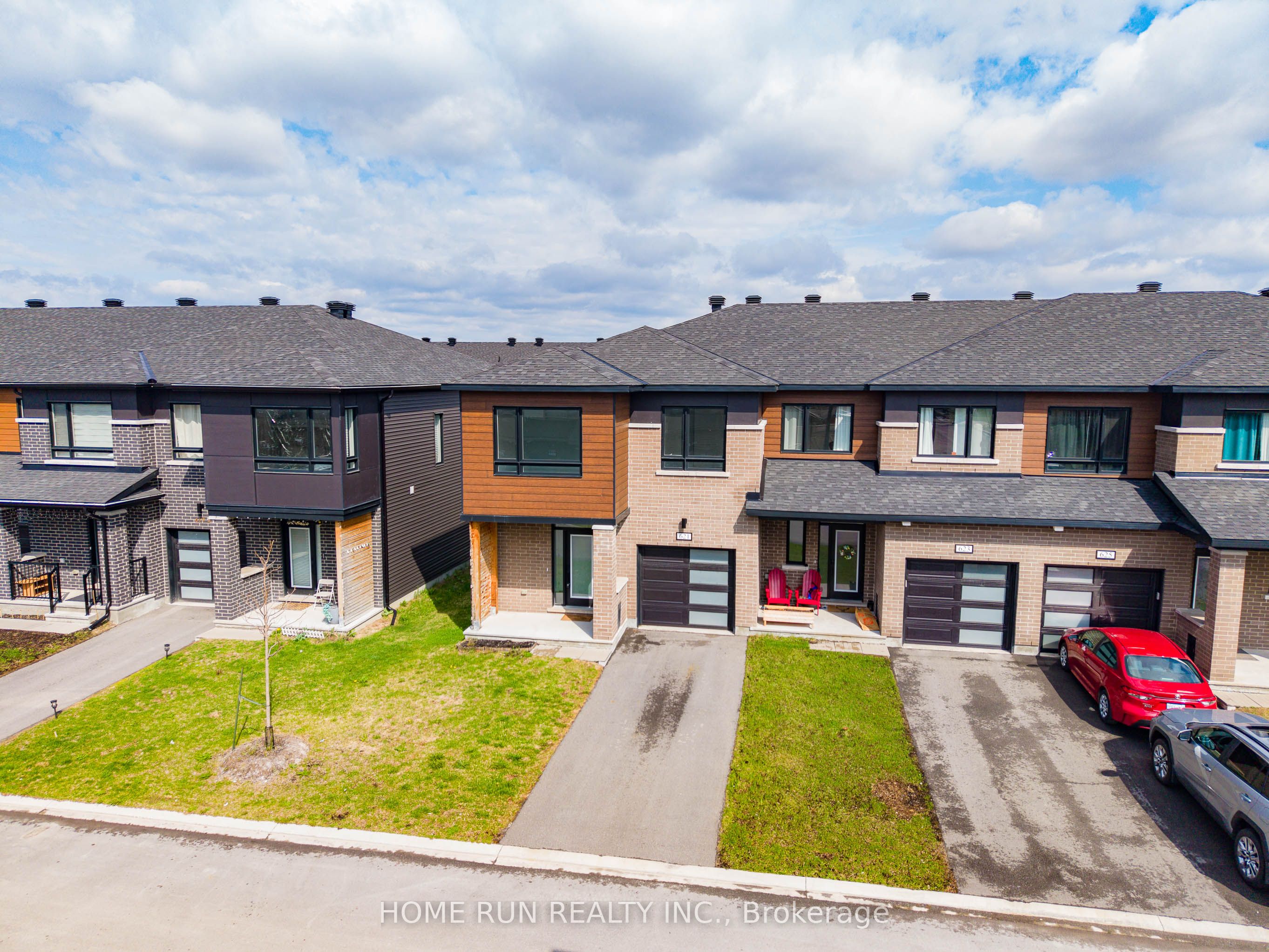 Additional image 2 of 621 Fenwick Way, Ottawa, ON, K2J 7E5